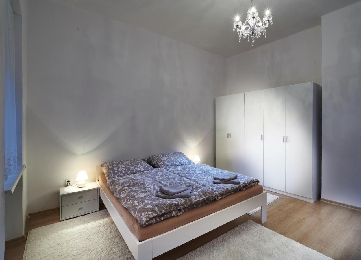 Apartman Bb Centrum 班斯卡-比斯特里察 外观 照片