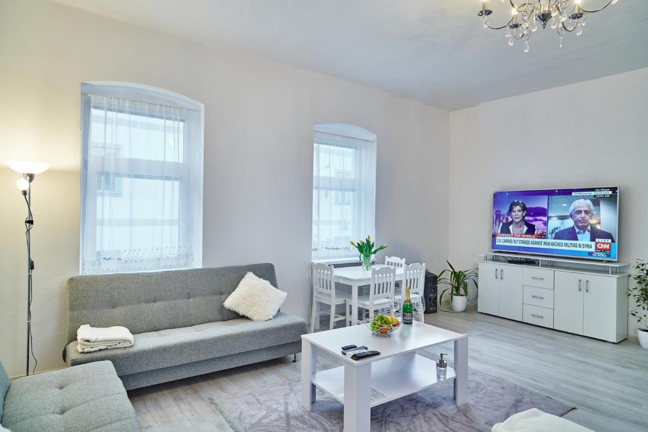 Apartman Bb Centrum 班斯卡-比斯特里察 外观 照片